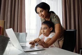 Part 2: Training your child at home in English or French? 