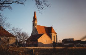 The growth of Charismatic Pentecostal Churches in Africa